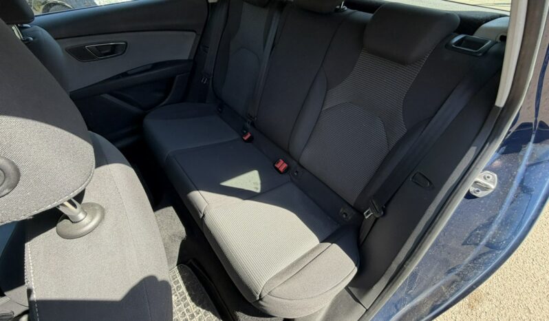 SEAT Leon  | FWD (przód) | Manualna | 115 KM | Niebieski full