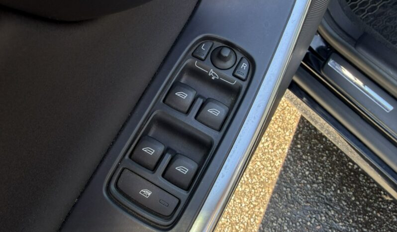 VOLVO XC 60 | 4×4 Automatyczny | Automatyczna | 163 KM | Czarny full