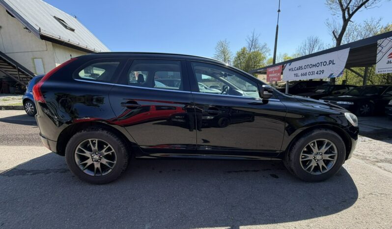 VOLVO XC 60 | 4×4 Automatyczny | Automatyczna | 163 KM | Czarny full