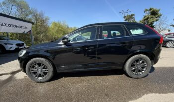 VOLVO XC 60 | 4×4 Automatyczny | Automatyczna | 163 KM | Czarny full