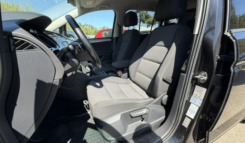 VOLKSWAGEN Touran  | FWD (przód) | Automatyczna Dwusprzeglowa | 150 KM | Czarny full