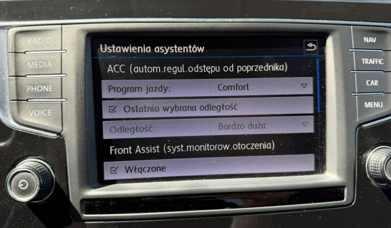 VOLKSWAGEN Touran  | FWD (przód) | Automatyczna Dwusprzeglowa | 150 KM | Czarny full