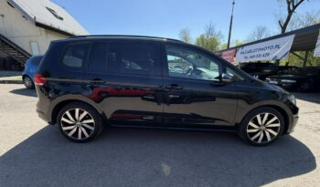 VOLKSWAGEN Touran  | FWD (przód) | Automatyczna Dwusprzeglowa | 150 KM | Czarny full