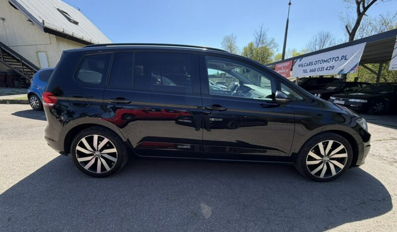 VOLKSWAGEN Touran  | FWD (przód) | Automatyczna Dwusprzeglowa | 150 KM | Czarny full