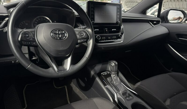 TOYOTA Corolla  | przedni | Automatyczna | 122 KM | Srebrny full