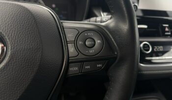 TOYOTA Corolla  | przedni | Automatyczna | 122 KM | Srebrny full