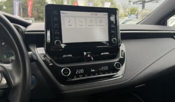 TOYOTA Corolla  | przedni | Automatyczna | 122 KM | Srebrny full
