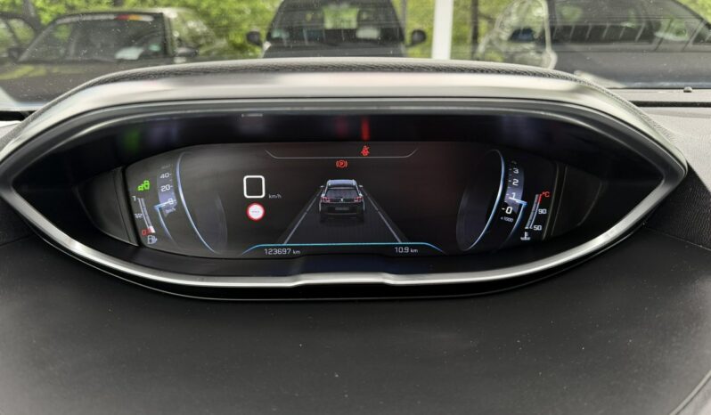 PEUGEOT 5008  | FWD (przód) | Manualna | 130 KM | Szary full