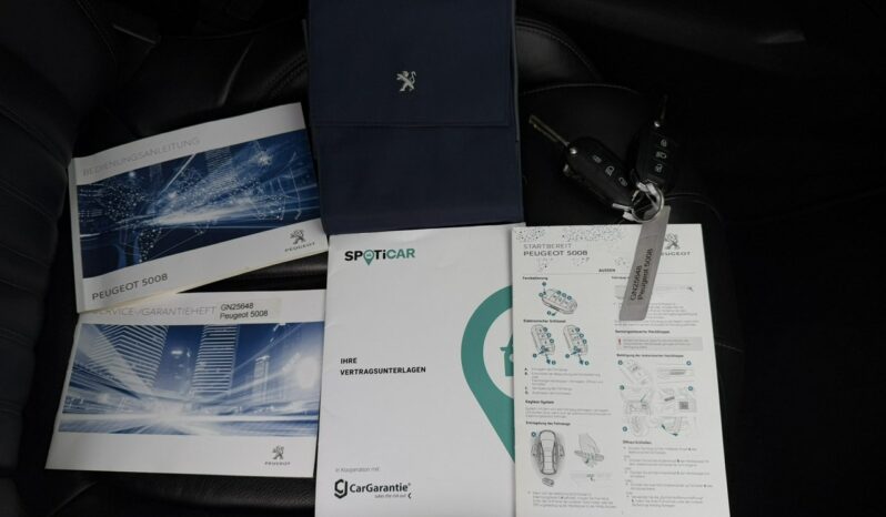 PEUGEOT 5008  | FWD (przód) | Manualna | 130 KM | Szary full