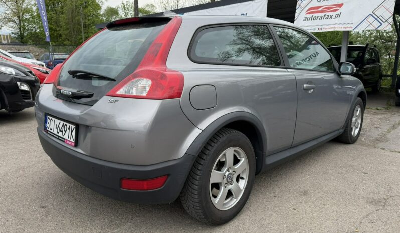 VOLVO C30  | FWD (przód) | Manualna | 125 KM | Szary full
