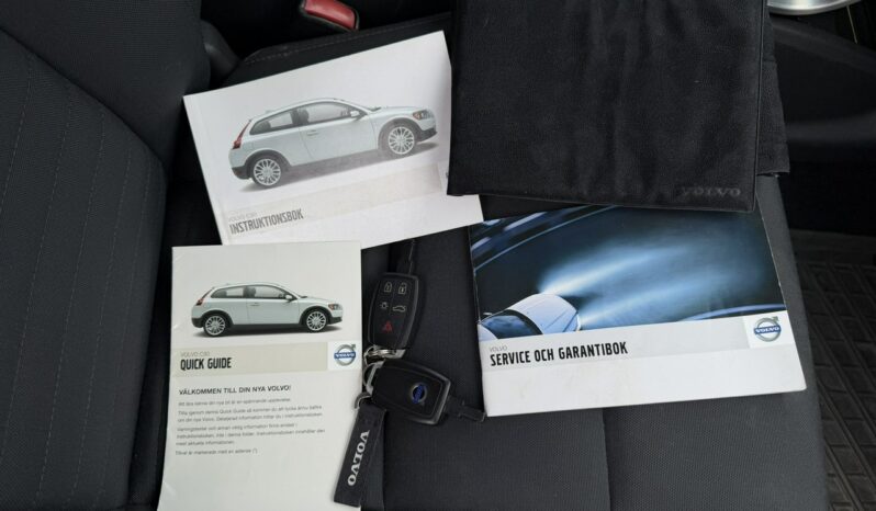 VOLVO C30  | FWD (przód) | Manualna | 125 KM | Szary full