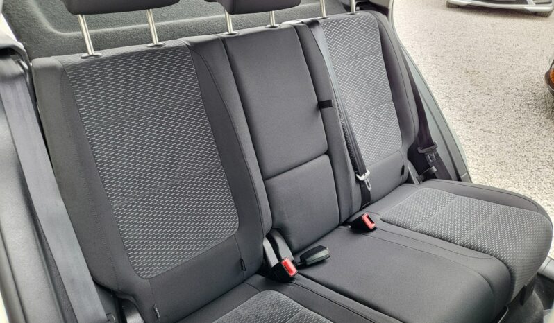 VOLKSWAGEN Golf Plus  | przedni | Manualna | 122 KM | Srebrny full