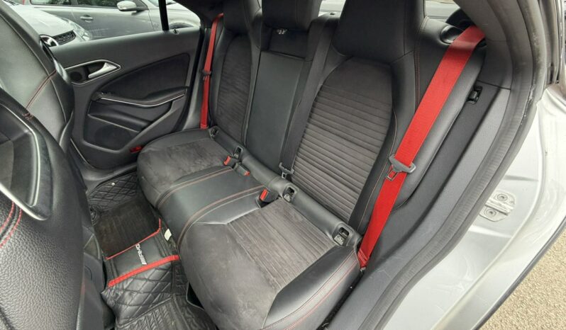 Mercedes CLA 45 AMG | 4×4 Automatyczny | Automatyczna | 380 KM | Szary full