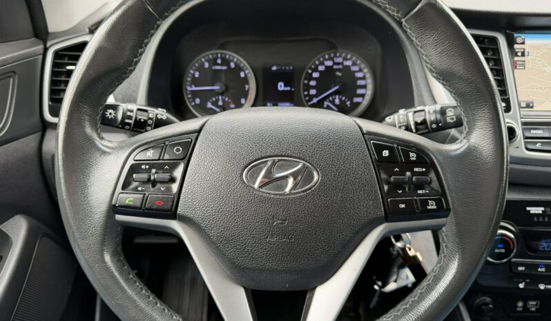 HYUNDAI Tucson  | FWD (przód) | Manualna | 132 KM | Czarny full