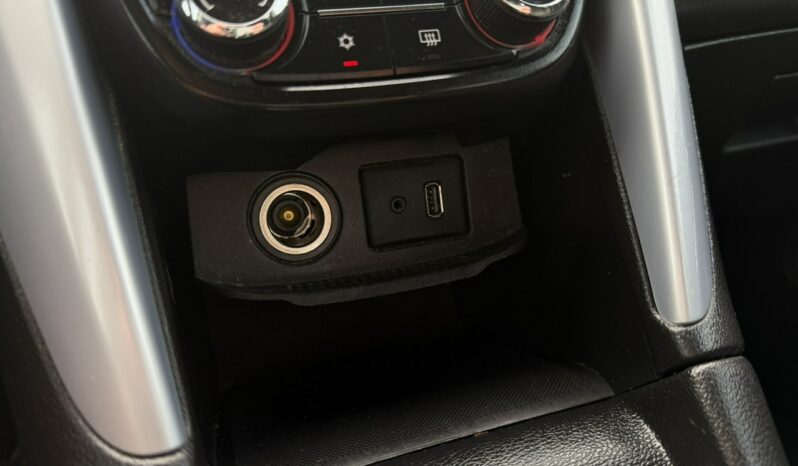 OPEL Zafira  | FWD (przód) | Manualna | 140 KM | bialy full