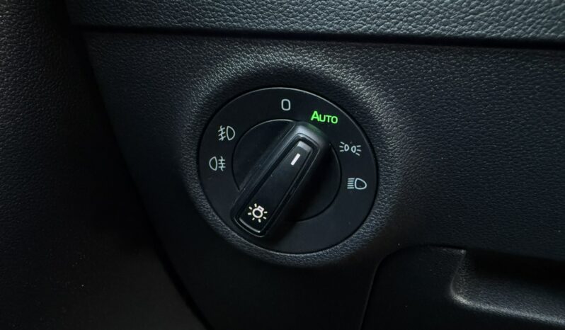 SKODA Karoq | przedni | Manualna | 115 KM | bialy full
