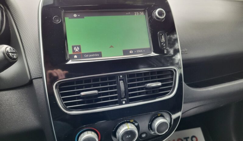 RENAULT Clio  | przedni | Manualna | 75 KM | bialy full