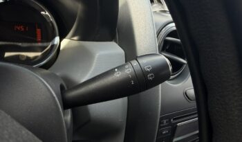 DACIA Duster  | przedni | Manualna | 105 KM | Srebrny full