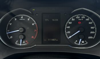 TOYOTA Yaris  | przedni | Manualna | 111 KM | Niebieski full