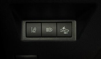 TOYOTA Yaris  | przedni | Manualna | 111 KM | Niebieski full