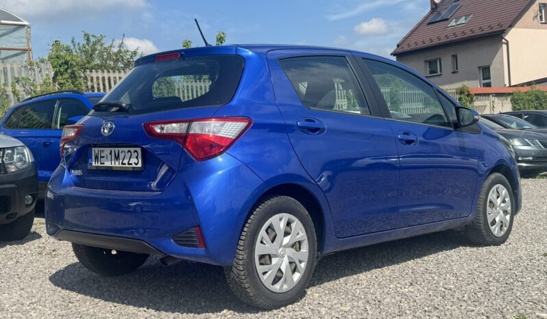 TOYOTA Yaris  | przedni | Manualna | 111 KM | Niebieski full