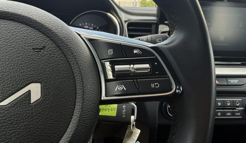 KIA Ceed  | przedni | Manualna | 160 KM | Niebieski full
