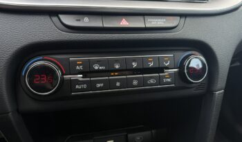 KIA Ceed  | przedni | Manualna | 160 KM | Niebieski full