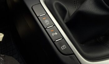 KIA Ceed  | przedni | Manualna | 160 KM | Niebieski full