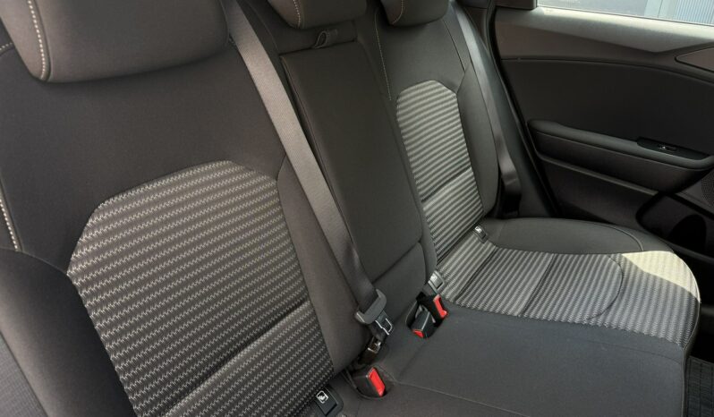 KIA Ceed  | przedni | Manualna | 160 KM | Niebieski full