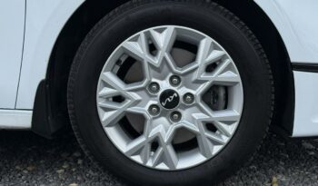 KIA Ceed  | przedni | Manualna | 160 KM | bialy full