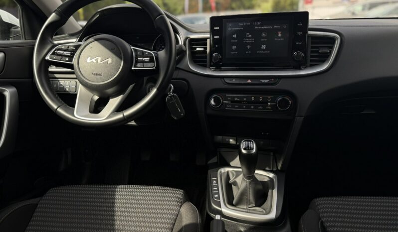 KIA Ceed  | przedni | Manualna | 160 KM | bialy full