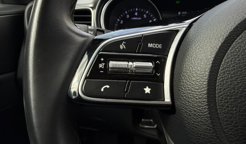 KIA Ceed  | przedni | Manualna | 160 KM | bialy full