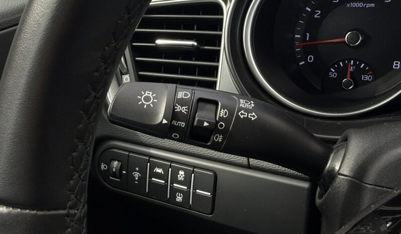 KIA Ceed  | przedni | Manualna | 160 KM | bialy full