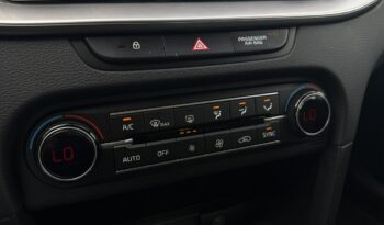 KIA Ceed  | przedni | Manualna | 160 KM | bialy full