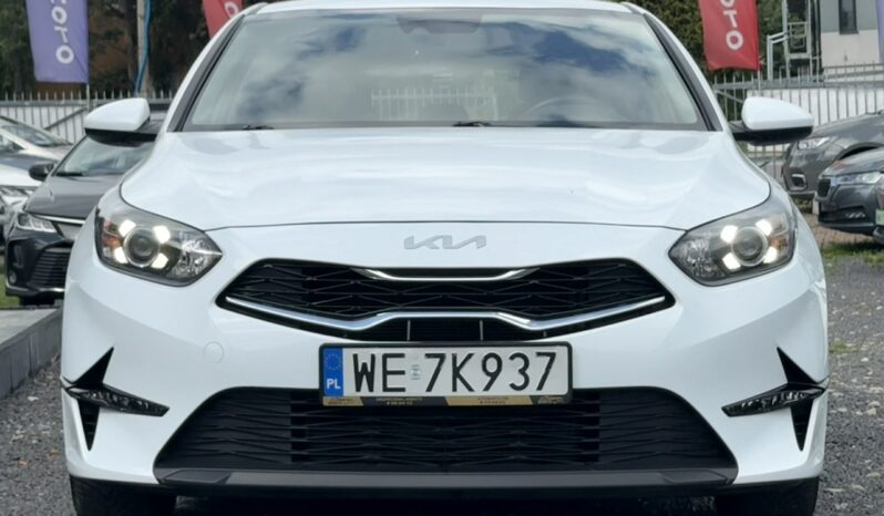 KIA Ceed  | przedni | Manualna | 160 KM | bialy full