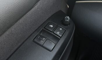 TOYOTA Yaris  | przedni | automatyczna_bezstopniowa | 116 KM | Srebrny full