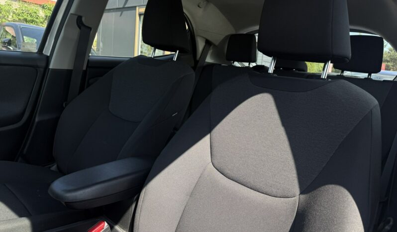 TOYOTA Yaris  | przedni | automatyczna_bezstopniowa | 116 KM | Srebrny full