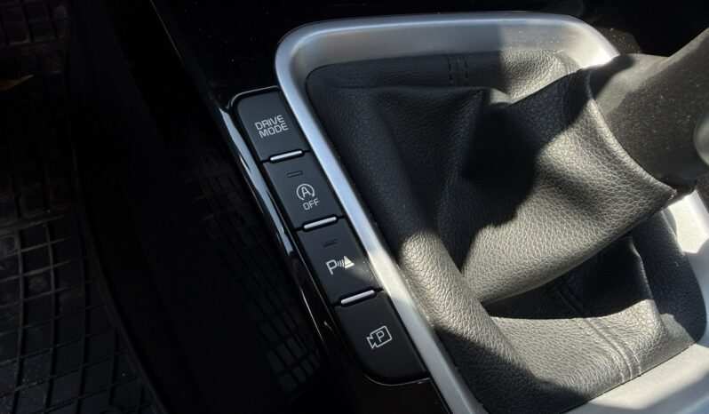 KIA Ceed  | przedni | Manualna | 136 KM | Niebieski full