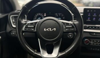 KIA Ceed  | przedni | Manualna | 136 KM | Niebieski full