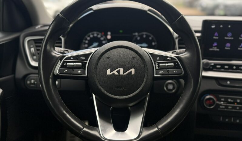 KIA Ceed  | przedni | Manualna | 136 KM | Niebieski full