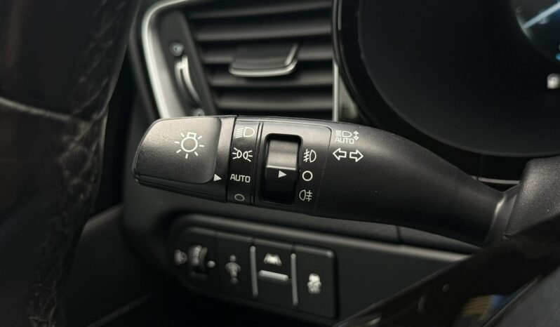 KIA Ceed  | przedni | Manualna | 136 KM | Niebieski full