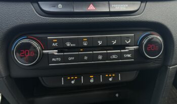 KIA Ceed  | przedni | Manualna | 136 KM | Niebieski full