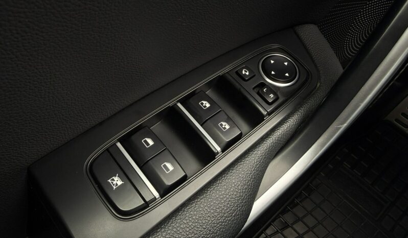 KIA Ceed  | przedni | Manualna | 136 KM | Niebieski full