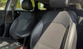 KIA Ceed  | przedni | Manualna | 136 KM | Niebieski full