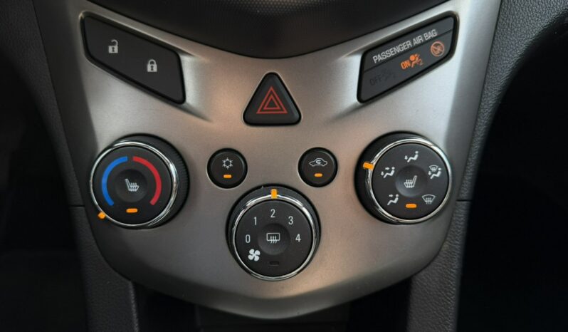 CHEVROLET Aveo  | FWD (przód) | Manualna | 115 KM | bialy full