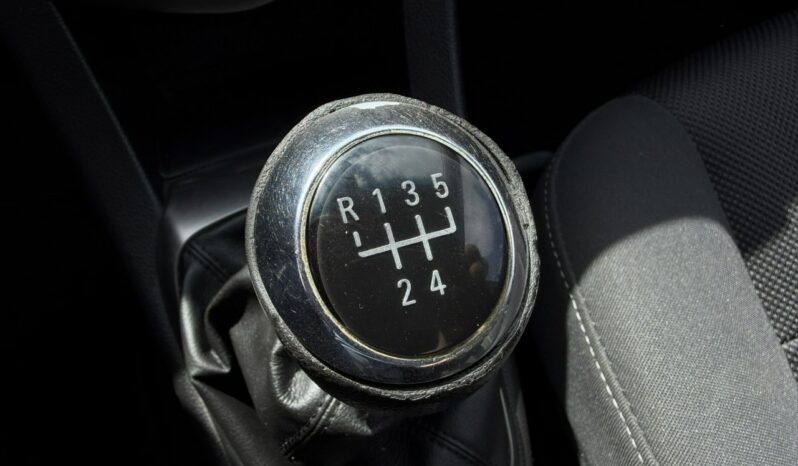 CHEVROLET Aveo  | FWD (przód) | Manualna | 115 KM | bialy full