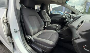 CHEVROLET Aveo  | FWD (przód) | Manualna | 115 KM | bialy full