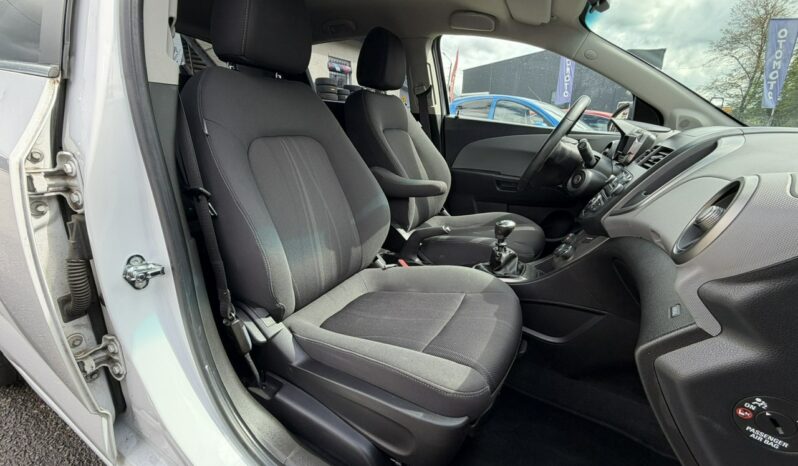 CHEVROLET Aveo  | FWD (przód) | Manualna | 115 KM | bialy full