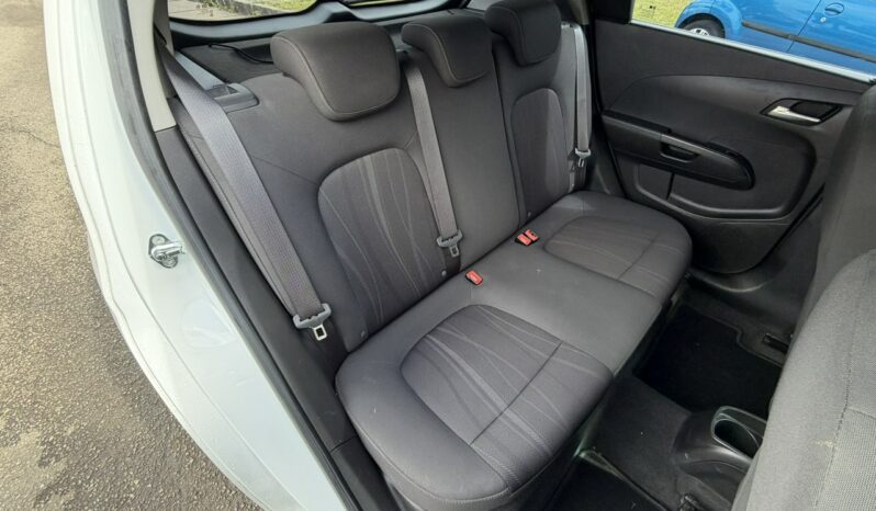 CHEVROLET Aveo  | FWD (przód) | Manualna | 115 KM | bialy full