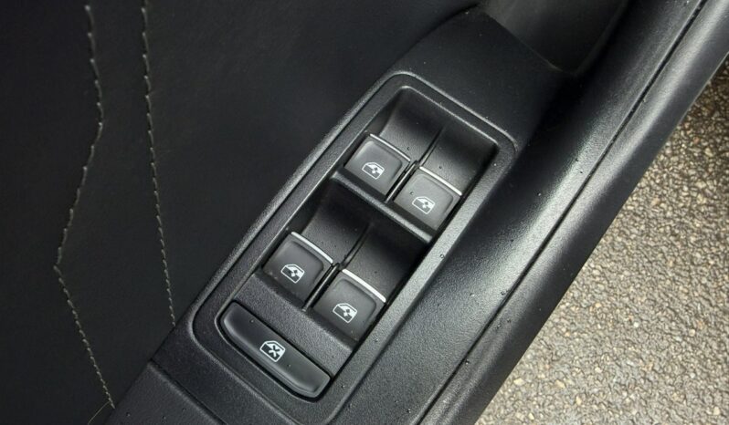 SEAT Ateca  | 4×4 Automatyczny | Automatyczna | 190 KM | Szary full